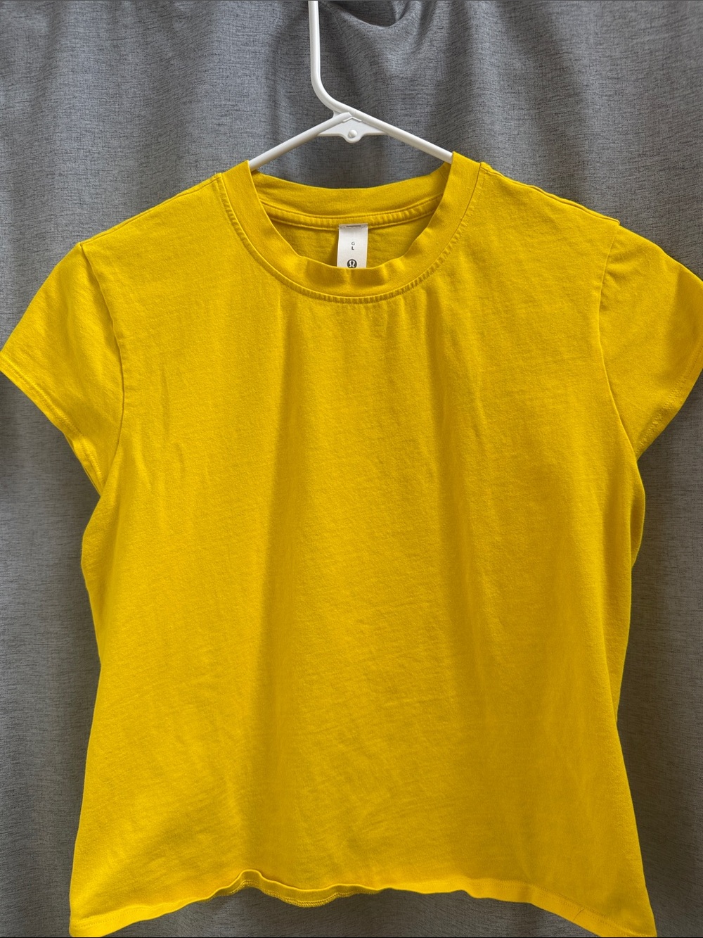 lululemon athletica Yellow Crewneck Short Sleeve Tee